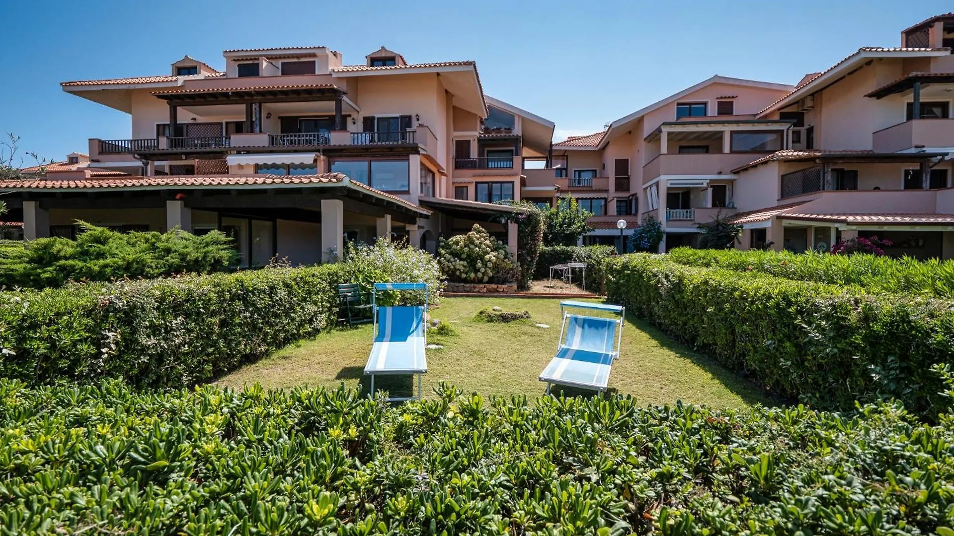 Centro Servizi Marinella Marinella  Italien